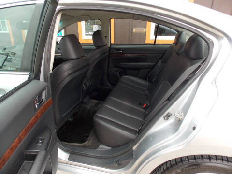 2013 Subaru Legacy 2.5i Limited