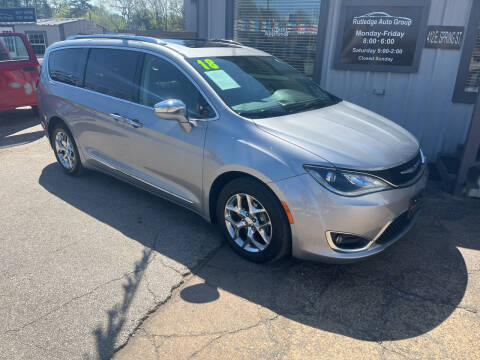 2018 Chrysler Pacifica for sale at Rutledge Auto Group in Palestine TX