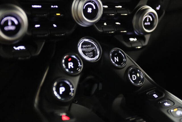 2021 Aston Martin Vantage