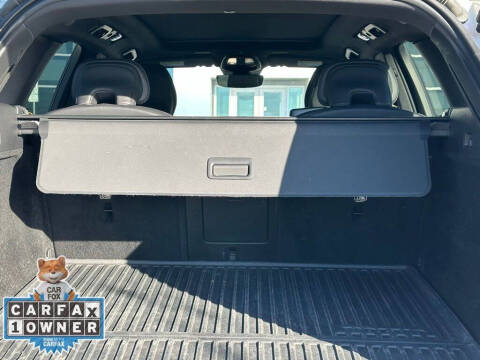 2022 Volvo XC60 Recharge T8 Polestar Engineered