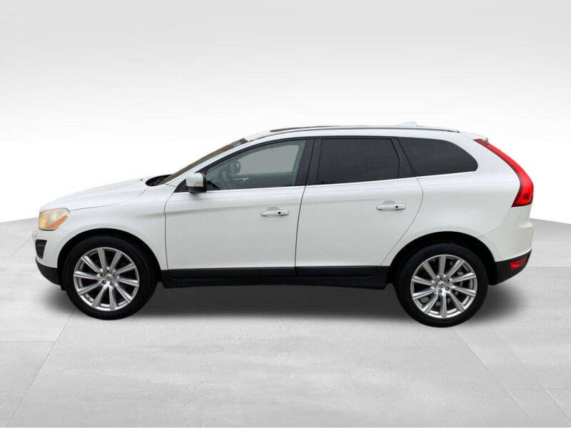 Used 2013 Volvo XC60 T6 with VIN YV4902DZ7D2460369 for sale in Maysville, KY