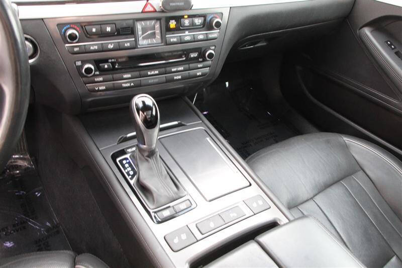 2015 Hyundai Genesis