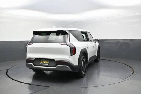 2024 Kia EV9 Light Long Range