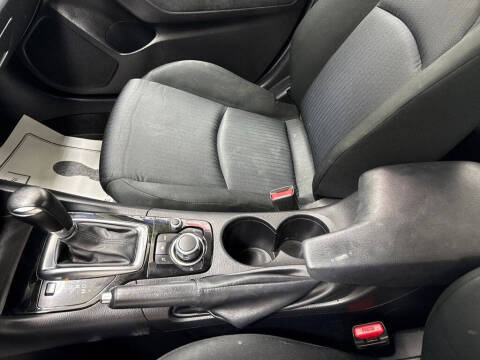 2015 Mazda MAZDA3 i Sport