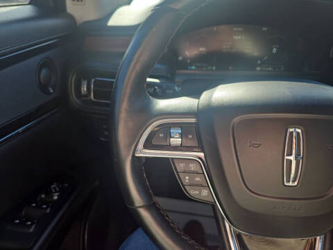 2022 Lincoln Nautilus Reserve