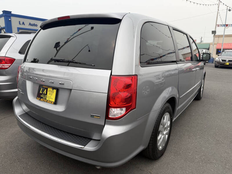 2016 Dodge Grand Caravan SE