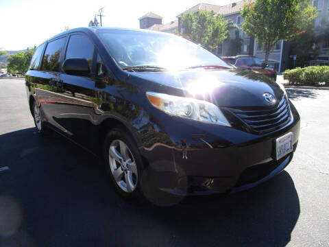 2012 Toyota Sienna Base 7-Passenger
