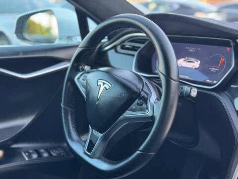 2016 Tesla Model S 75D