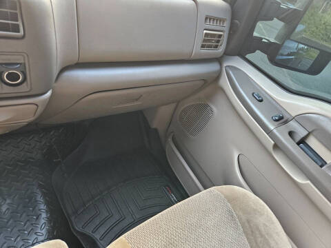 2003 Ford F-350 Super Duty XLT