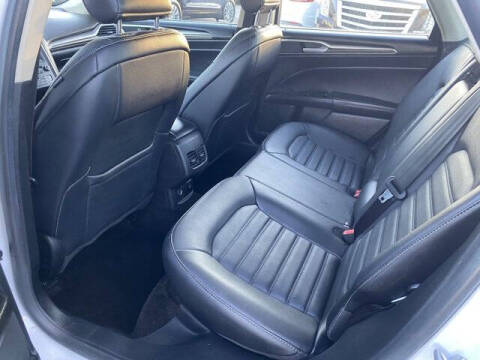 2017 Ford Fusion Hybrid SE