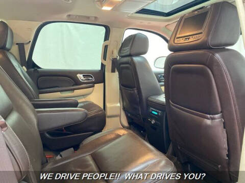 2011 Cadillac Escalade Platinum Edition