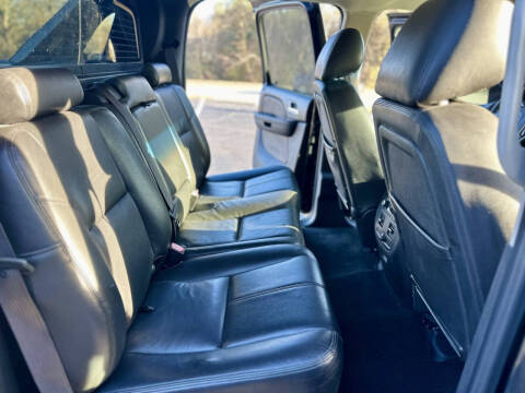 2013 Chevrolet Avalanche LTZ Black Diamond