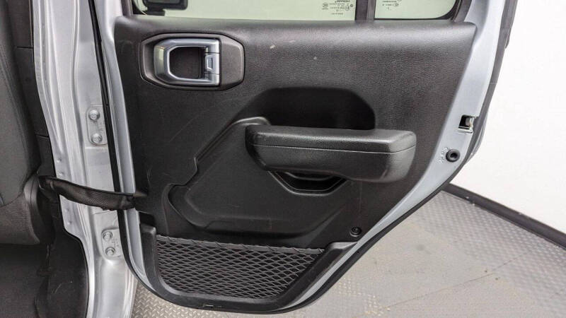 2023 Jeep Gladiator Sport S