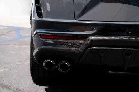2024 Lamborghini Urus Performante