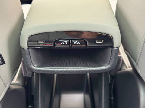 2025 Volvo EX30 Twin Plus