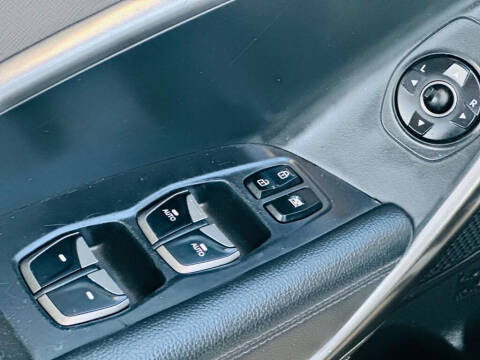 2016 Hyundai Santa Fe SE