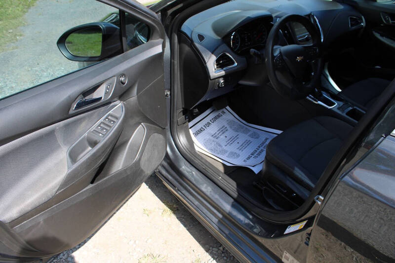 2018 Chevrolet Cruze LT Auto