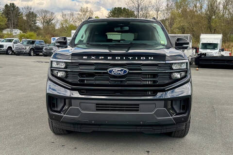 2026 Ford Expedition MAX Active