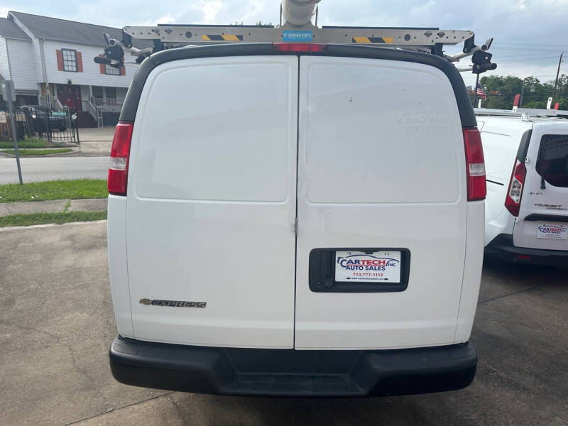2019 Chevrolet Express 2500