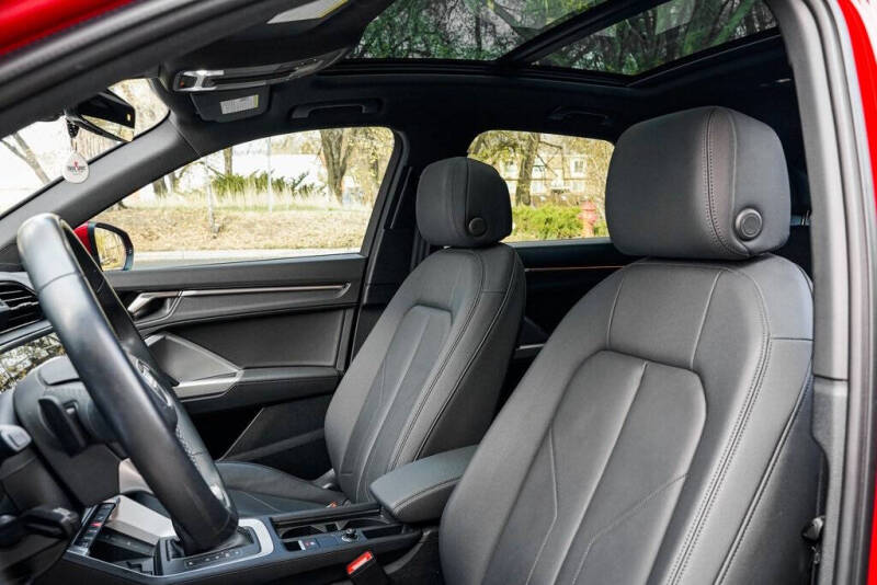 2024 Audi Q3 quattro S line Prem Plus 45 TFSI