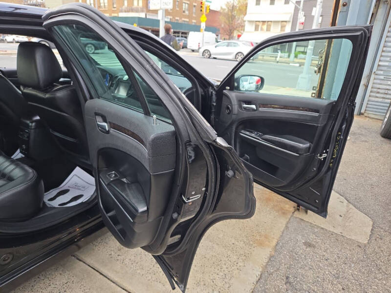 2014 Chrysler 300 S