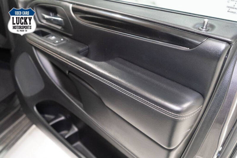 2019 Dodge Grand Caravan SE