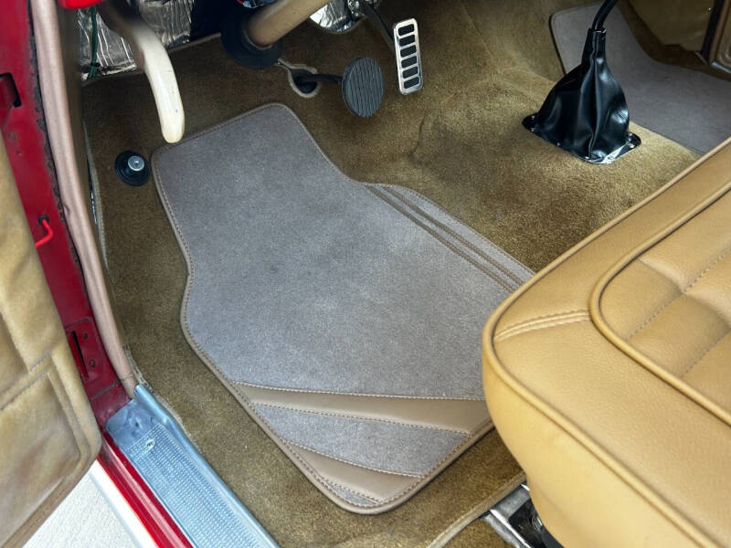 1949 Oldsmobile Futuramic 76