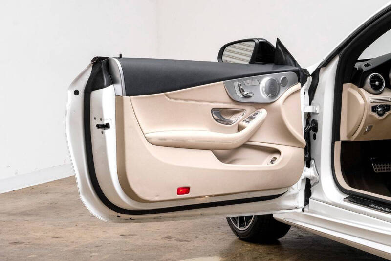 2019 Mercedes-Benz C-Class C 300