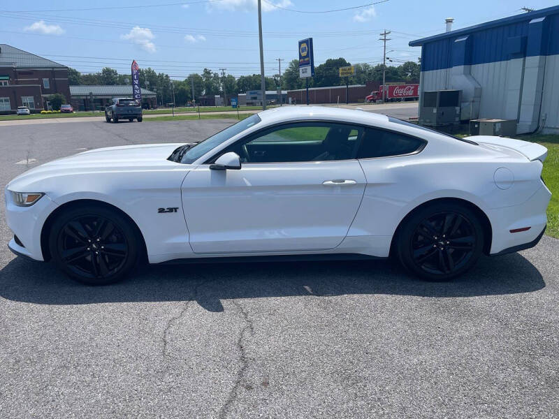 2016 Ford Mustang EcoBoost Premium