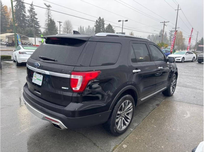 2017 Ford Explorer Platinum