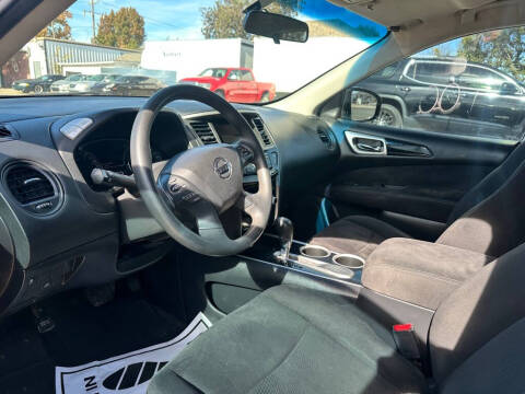 2014 Nissan Pathfinder S