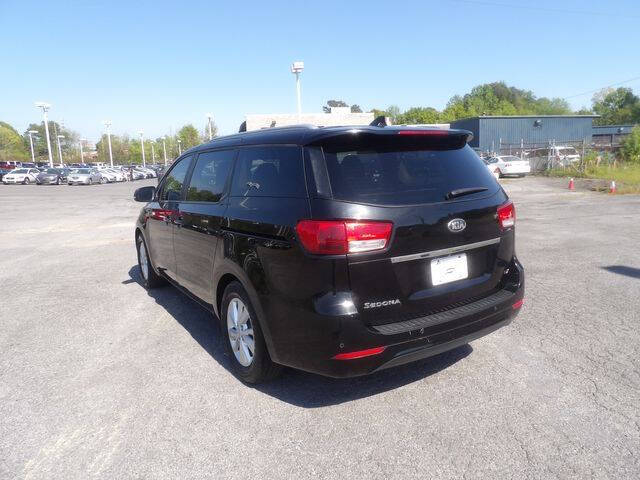 2017 Kia Sedona LX