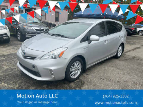 2012 Toyota Prius v Two