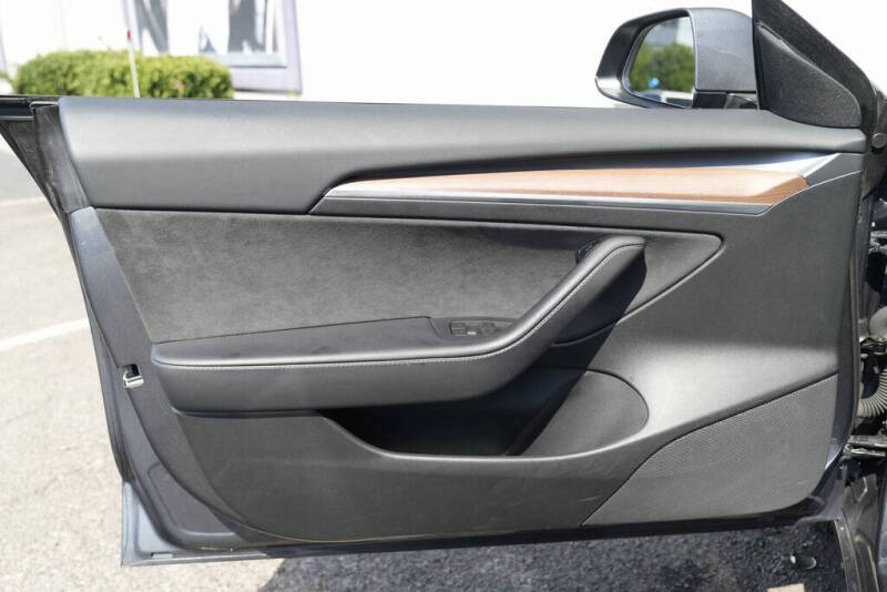 2023 Tesla Model 3 Long Range