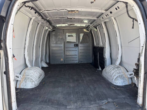 2017 Chevrolet Express 2500