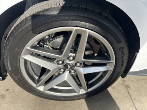 2025 Ford Mustang EcoBoost