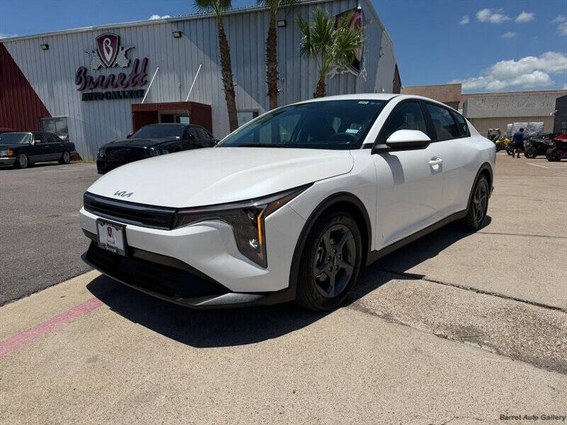 2025 Kia K4 LX