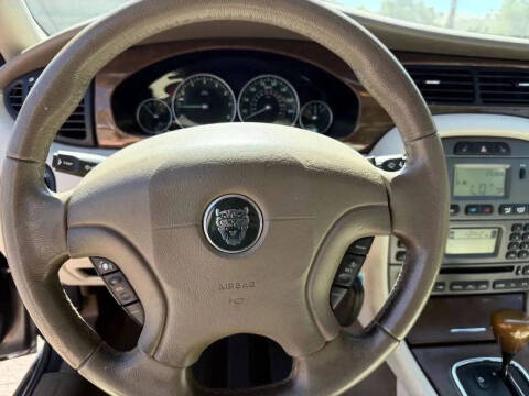 2003 Jaguar X-Type 2.5
