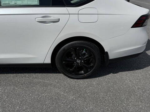 2025 Honda Accord SE