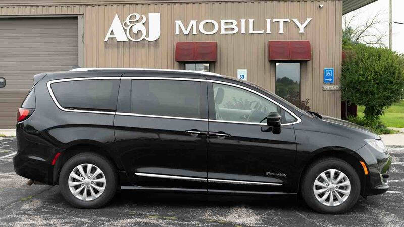 2019 Chrysler Pacifica Touring L