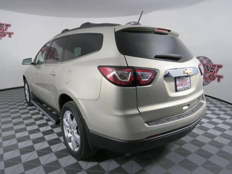 2017 Chevrolet Traverse LT