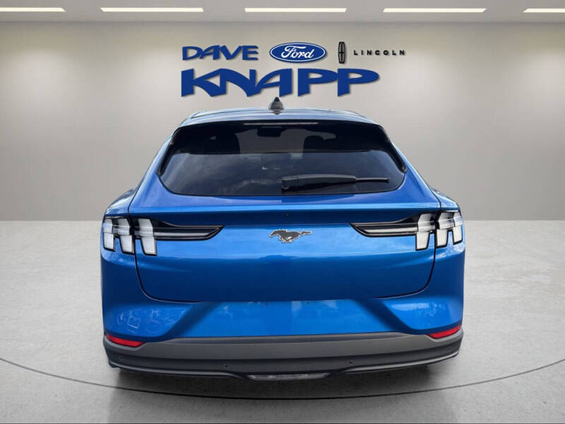2025 Ford Mustang Mach-E Premium