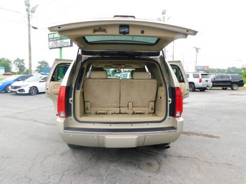 2011 Cadillac Escalade Luxury