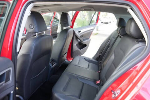 2015 Volkswagen Golf TSI SE