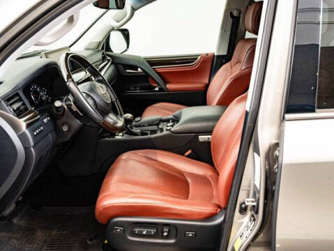 2021 Lexus LX 570 Three-Row