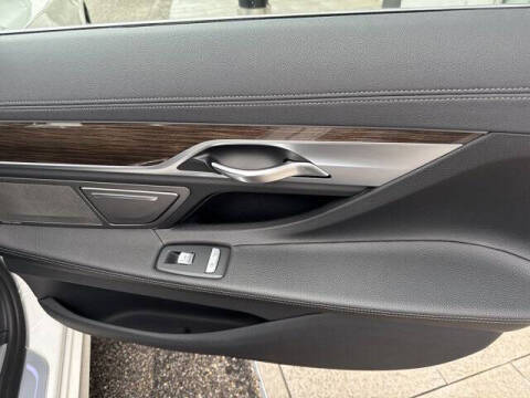 2019 BMW 7 Series 740i xDrive