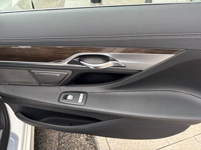 2019 BMW 7 Series 740i xDrive