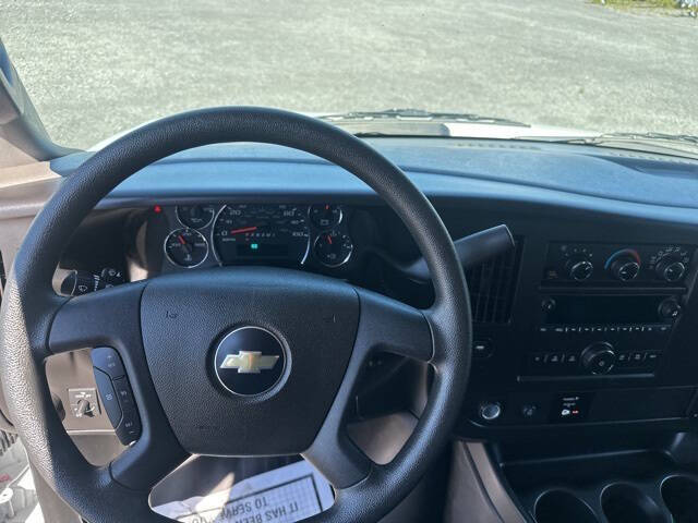 2023 Chevrolet Express 2500