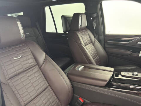 2023 Cadillac Escalade Sport Platinum