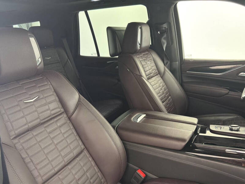 2023 Cadillac Escalade Sport Platinum